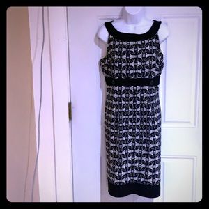 SALE! ❤️ BLACK AND WHITE MISI DRESS SIZE 14 EUC